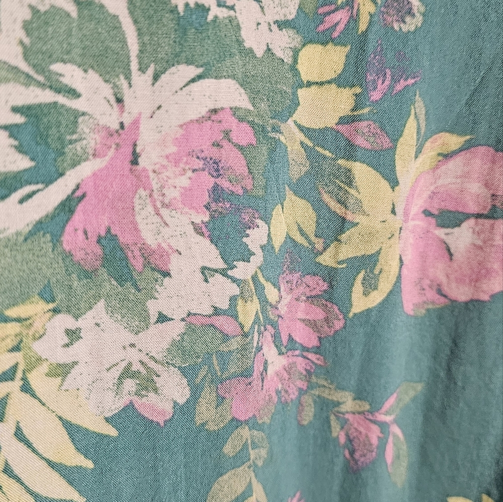 Torrid 1x adjustable strap teal floral tank - Picture 8 of 8